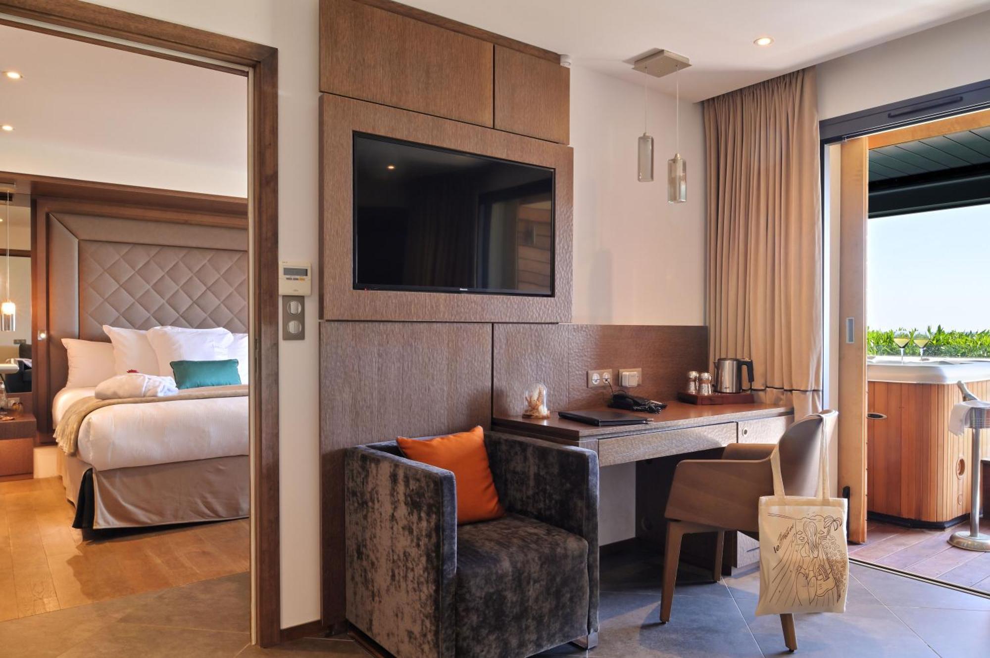 Hotel Le Week End アジャクシオ エクステリア 写真